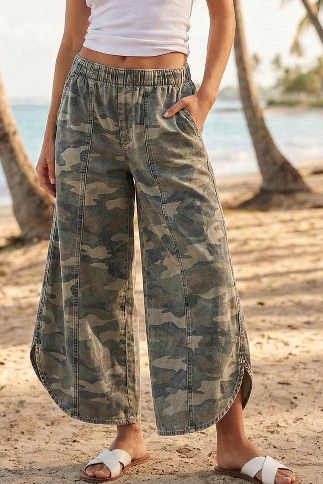 Relaxed Cropped Wide Leg Tulip Hem Camo Pant