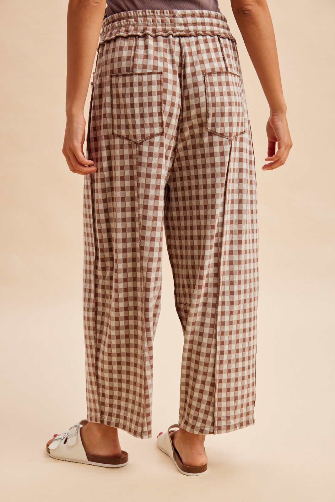 SOFT BRUSHED CHECK BARREL FIT KNIT PANTS