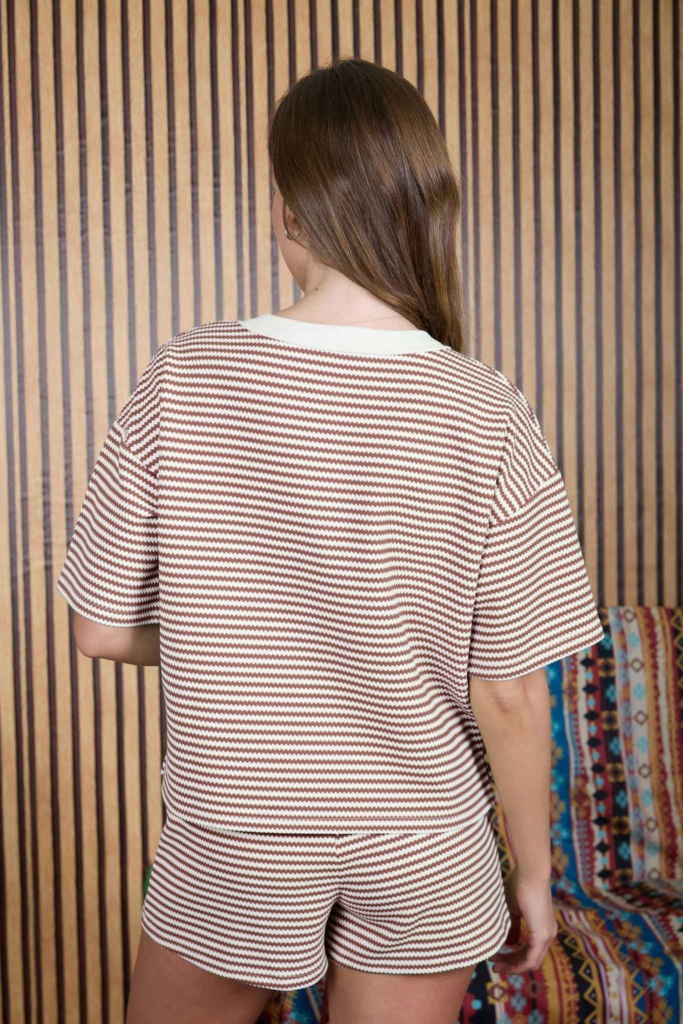 Zig Zag Stripe Pattern Henley Knit Top & Shorts Set {Brown}