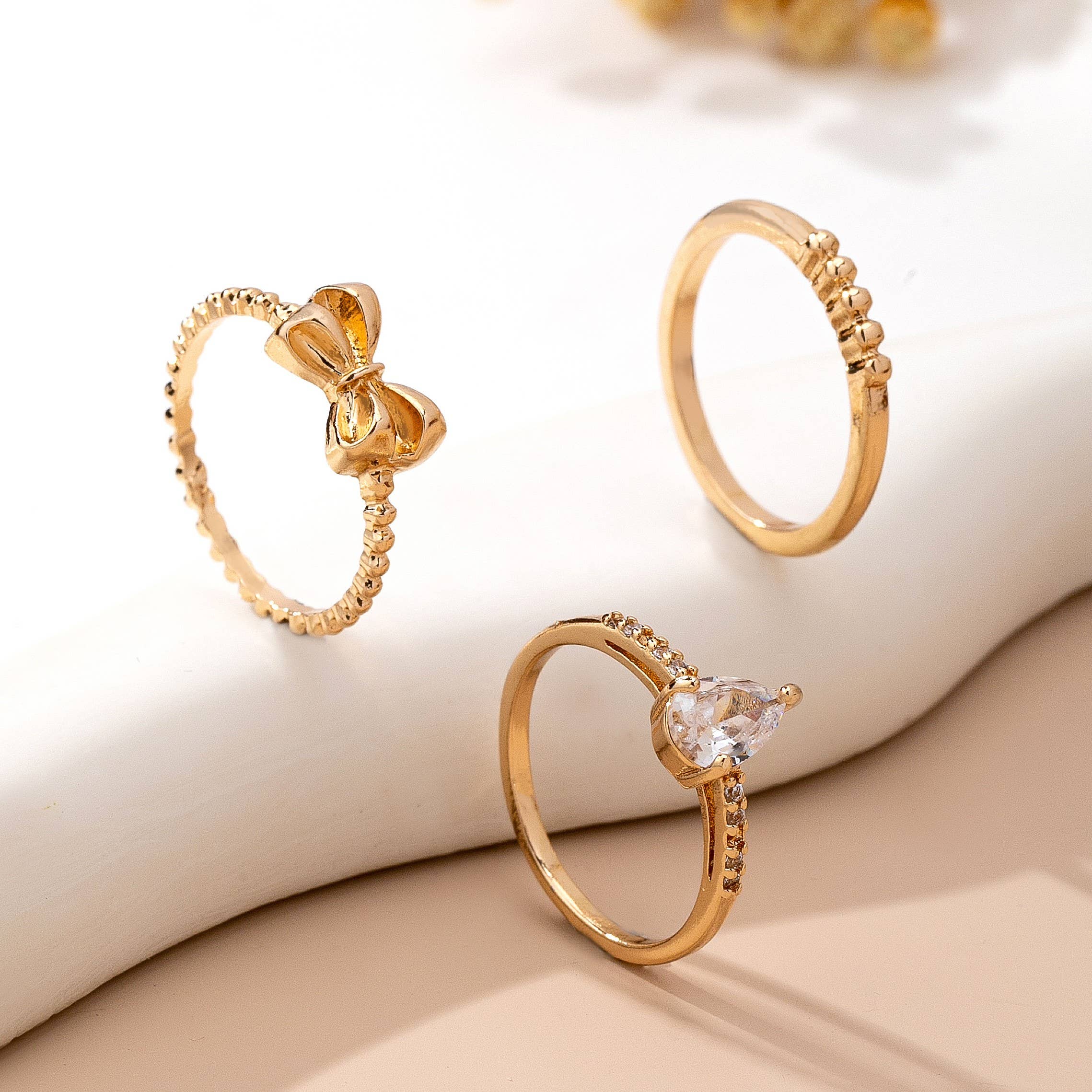 Multi Rhinestone Band Ring