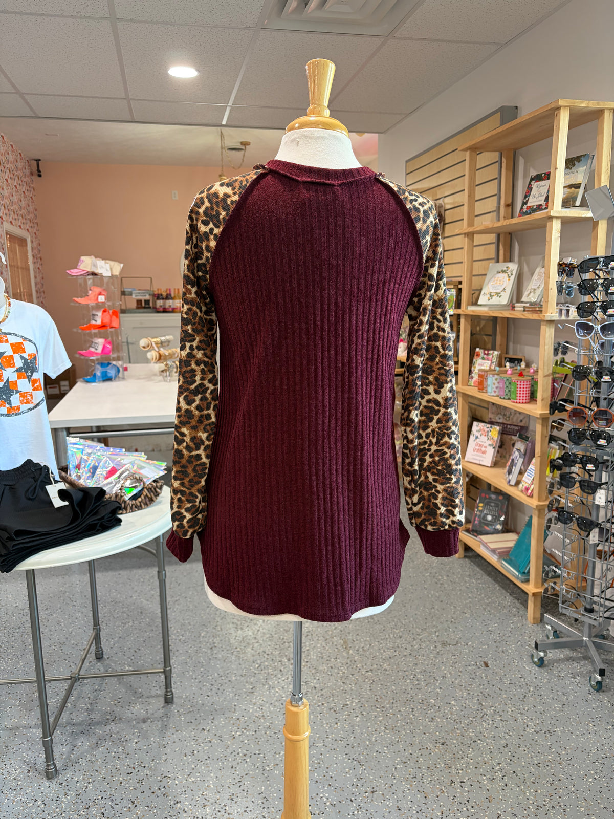 Leopard Sleeve V-Neck Waffle Knit Top
