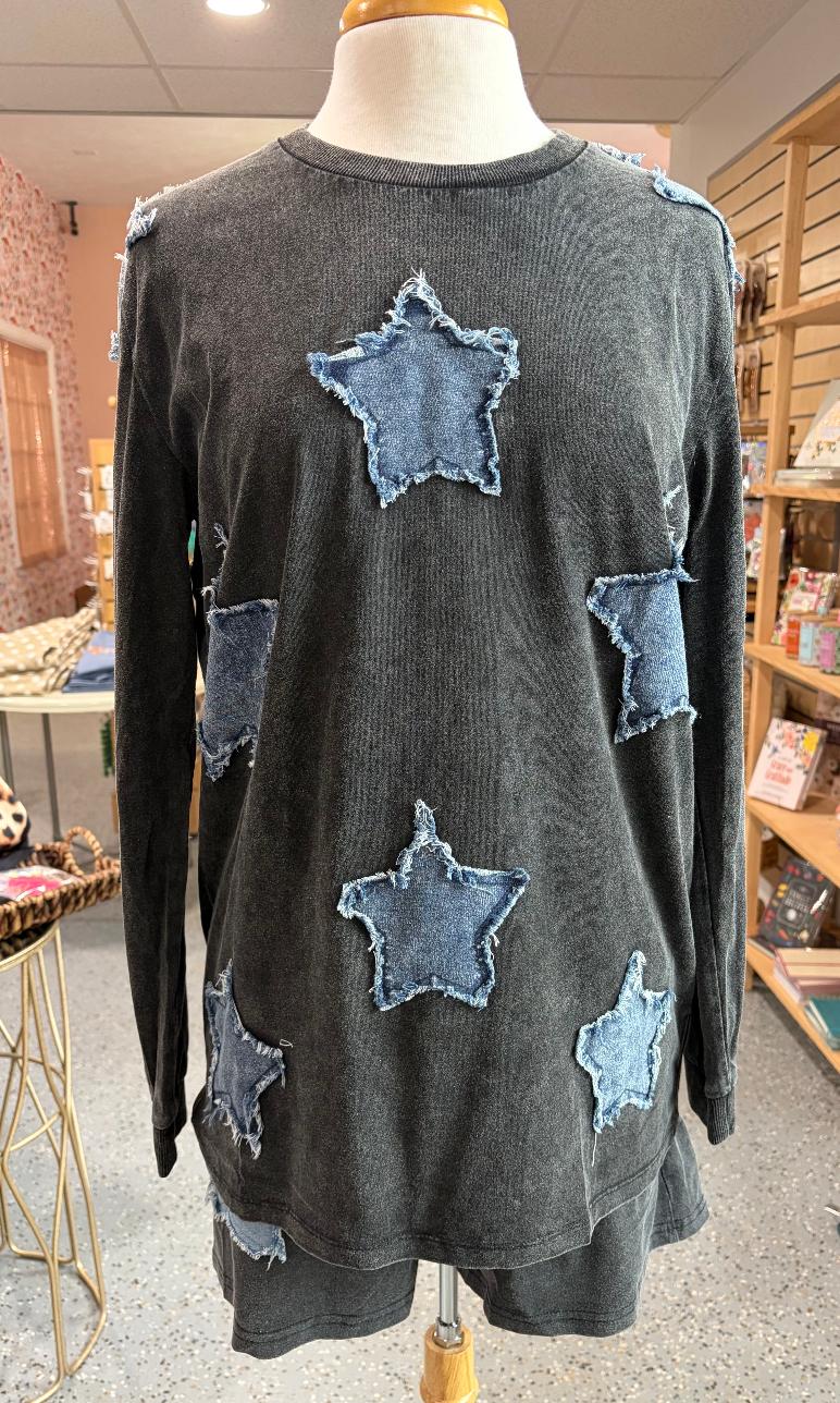 Mineral Washed LongSleeve Appliqué Star Top & Shorts Set